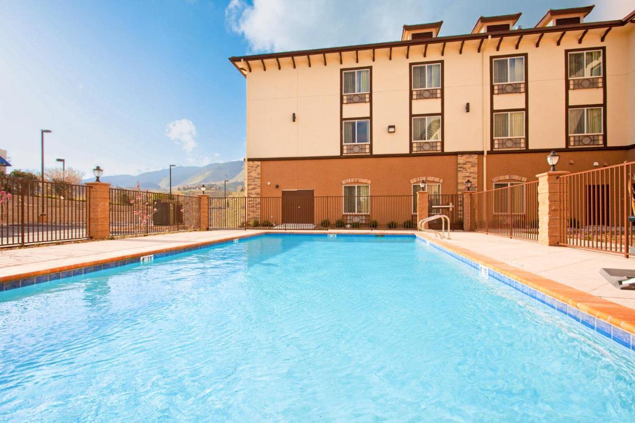 Holiday Inn Express & Suites Frazier Park By Ihg Lebec Eksteriør bilde