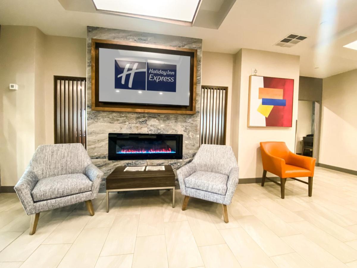 Holiday Inn Express & Suites Frazier Park By Ihg Lebec Eksteriør bilde